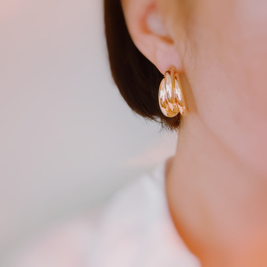 Interlock Bold Loop Earrings-2